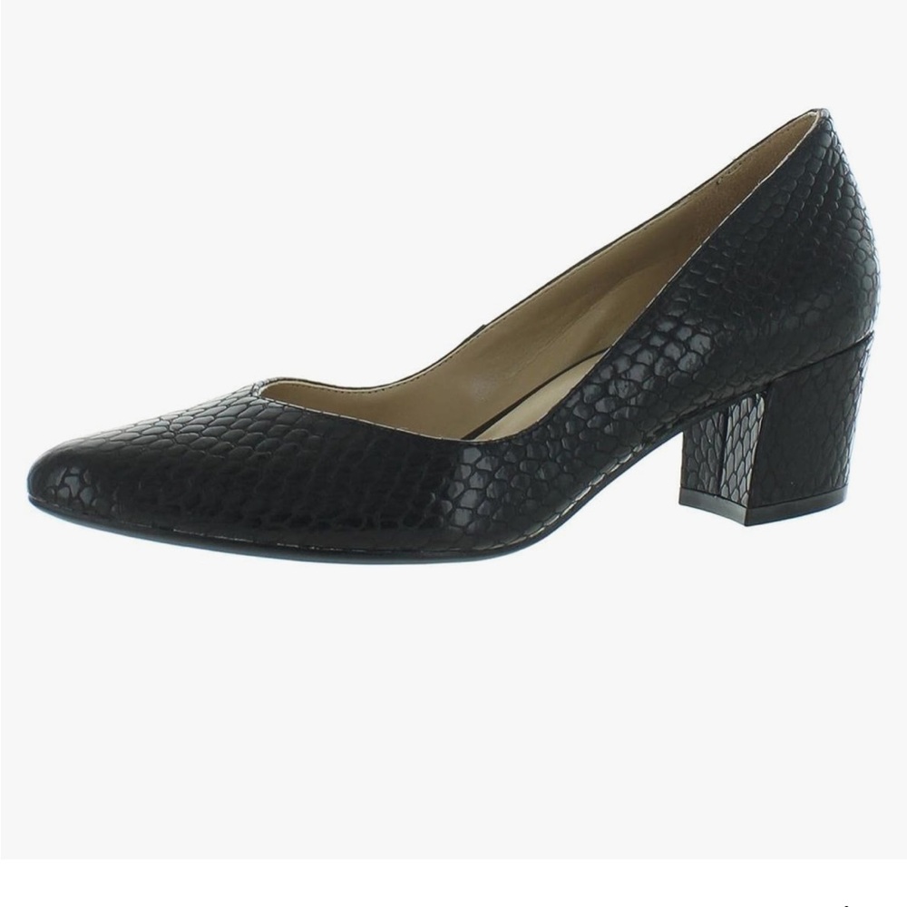 Naturalizer Women's Mali Pointed Toe Pump; Size 7